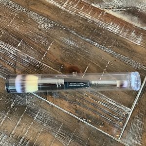 It Cosmetics Heavenly Luxe Makeup Brush